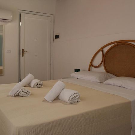 Terrasini 2000 Home Holidays Екстер'єр фото