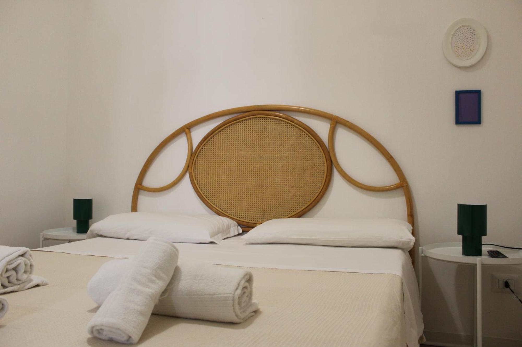 Terrasini 2000 Home Holidays Екстер'єр фото